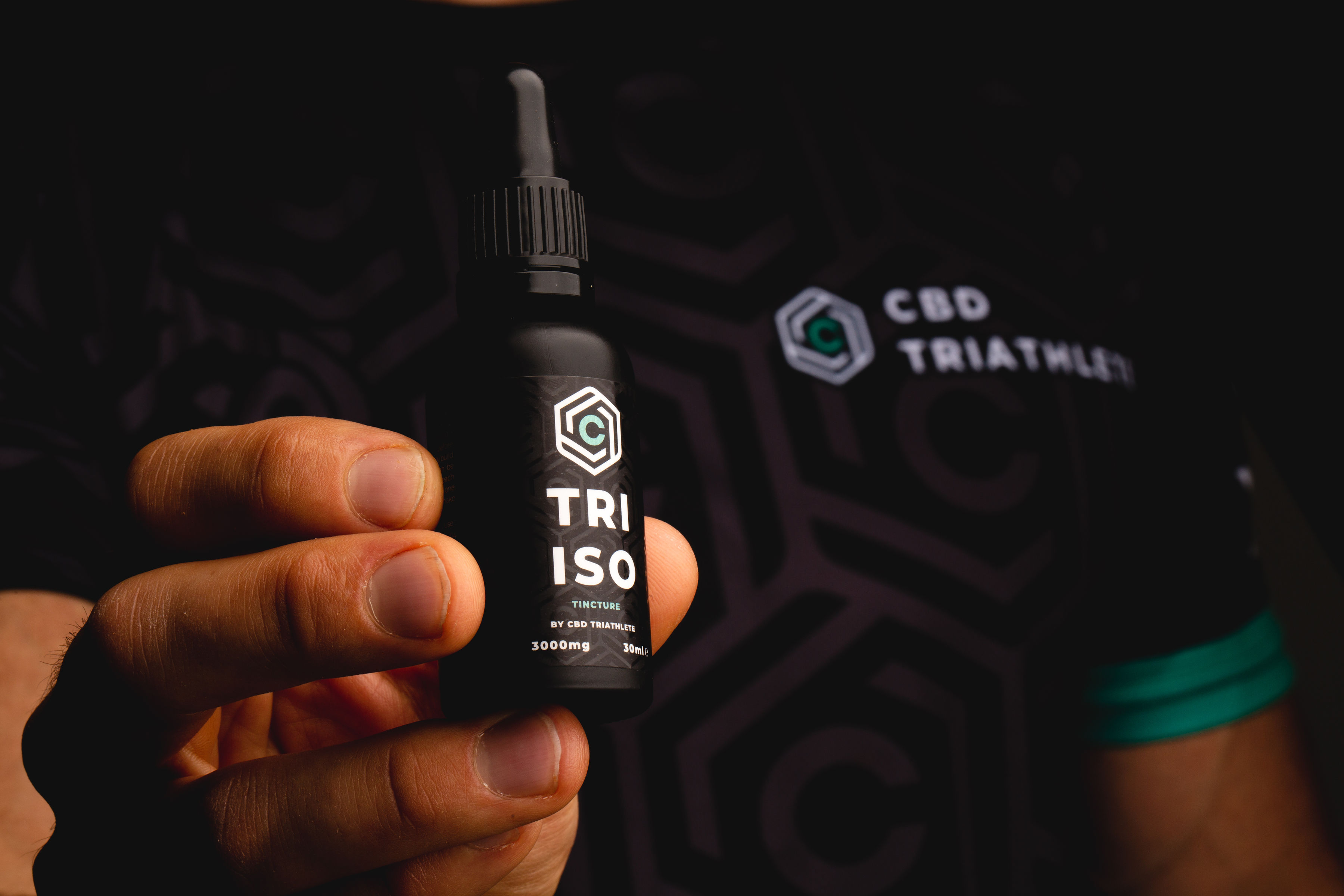 CBD Triathlete sign exclusive 3-year deal with LCW Wales